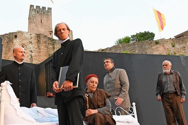 Fotos: Burgfestspiele Rtteln feiern mit dem Theaterthriller 