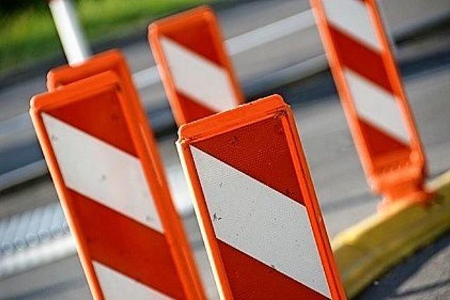 Nchster Unfall bei der Baustelle am Neuenburger Autobahndreieck – Verursacher flchtet
