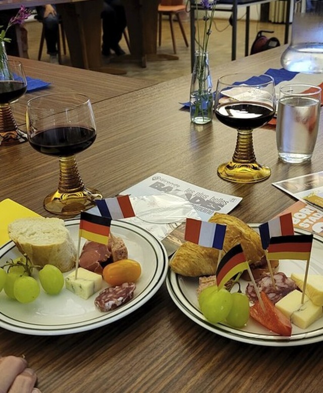 Zu einem franzsischen Abend lud das Partnerschaftskomitee Umkirch-Bruges ein.  | Foto: Christa Rinklin