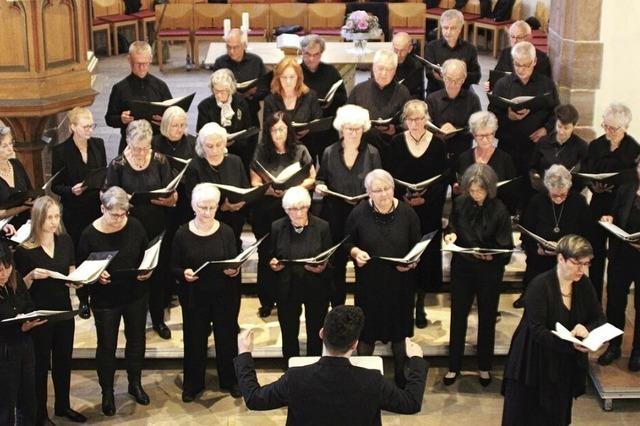 Chor, Solistin und Orgel in hervorragendem Gleichklang