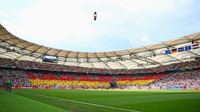 Die Arena in Stuttgart war Schauplatz ...sen sich dort Belgien und die Ukraine.  | Foto: Tom Weller (dpa)