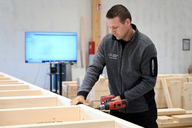 Wie die Holzhaus Fabrik in Breisach der Baukrise trotzen will