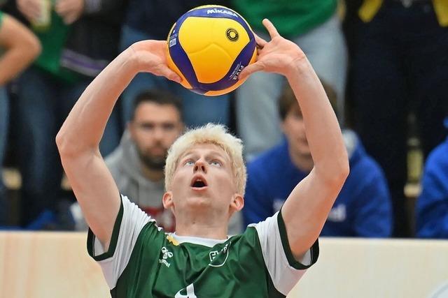 Freiburger Volleyballer Fabian Hosch will sich zur Universiade 2025 pritschen