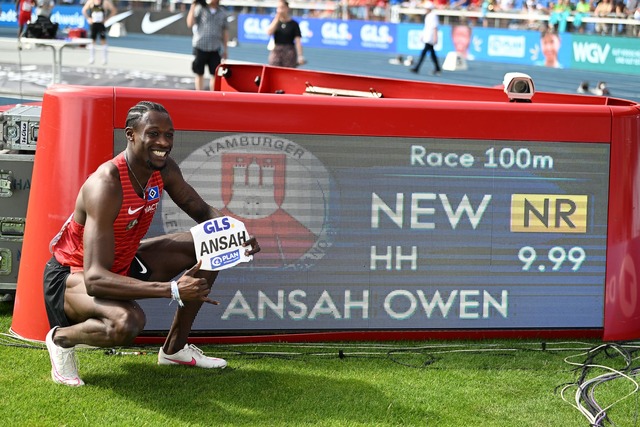Owen Ansah kann stolz auf sich sein.  | Foto: Swen Pf&ouml;rtner/dpa