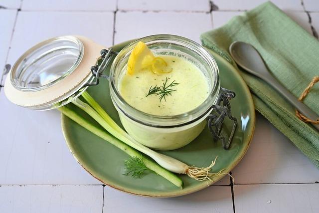 Eiskalte Gurken-Joghurt-Suppe – ein Genuss an heien Tagen