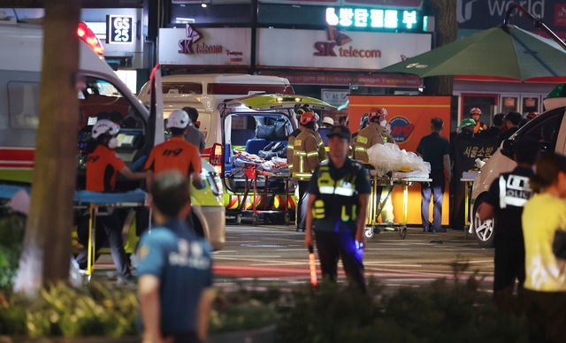 Mehrere Menschen wurden zudem verletzt.  | Foto: Seo Dae-yeon/YONHAP/AP/dpa