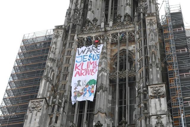 Vorläufige Festnahmen nach Protestaktion am Ulmer Münster