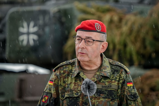 Deutschlands oberster Soldat will im S...en in die Pflicht nehmen. (Archivbild)  | Foto: Kay Nietfeld/dpa