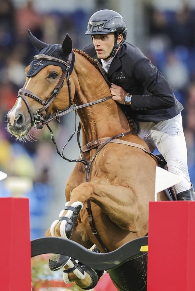 Richard Vogel auf  Cepano Baloubet  | Foto: Rolf Vennenbernd (dpa)