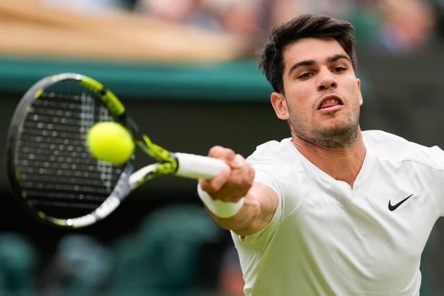 Titelverteidiger Alcaraz zittert sich in Wimbledon weiter