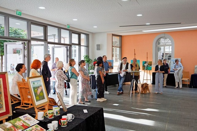 Vernissage der Gemeinschaftsausstellun...reitagabend im Brgerhaus Alte Schule.  | Foto: Ruth Seitz