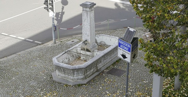 Die Geschichte des Lrracher Engelplat...rktplatz beleuchtet der Museumsverein.  | Foto: Peter Gerigk