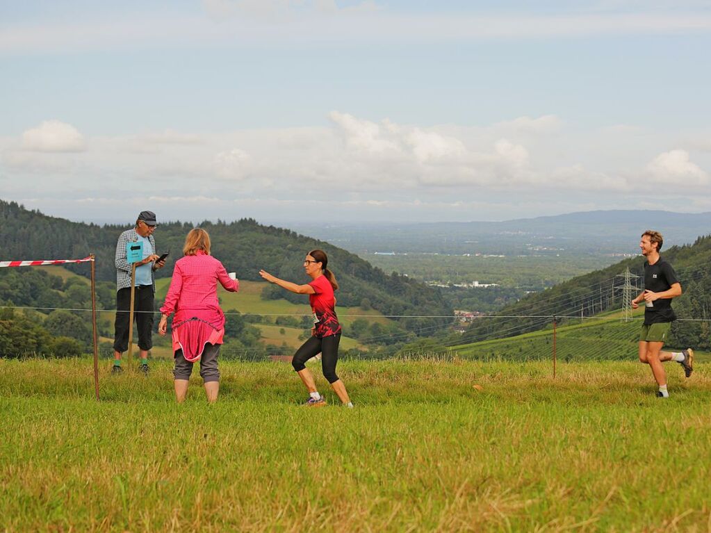 Auch krzere Strecken und ein Bambinilauf waren im Angebot des Sportvereins. Der Start war um 8.45 Uhr am Sportplatz.