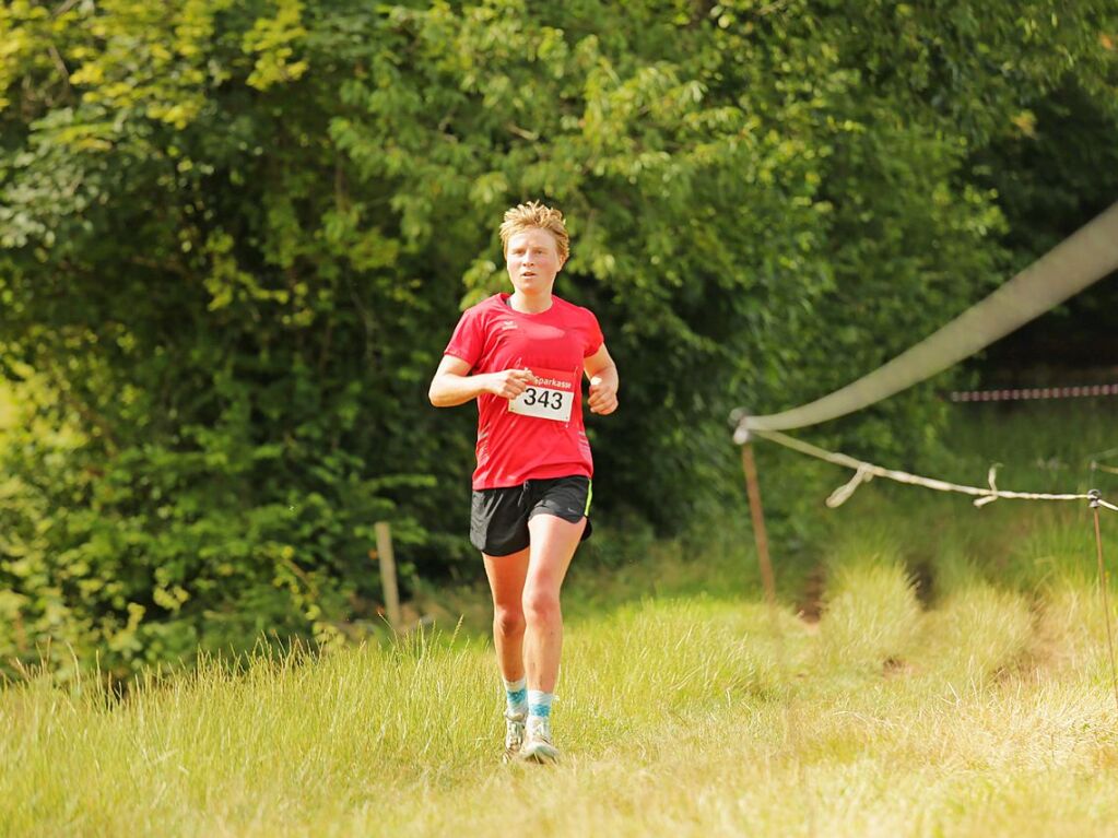 Auch krzere Strecken und ein Bambinilauf waren im Angebot des Sportvereins. Der Start war um 8.45 Uhr am Sportplatz.