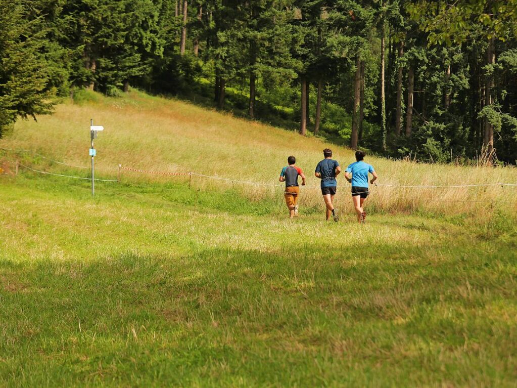 Auch krzere Strecken und ein Bambinilauf waren im Angebot des Sportvereins. Der Start war um 8.45 Uhr am Sportplatz.