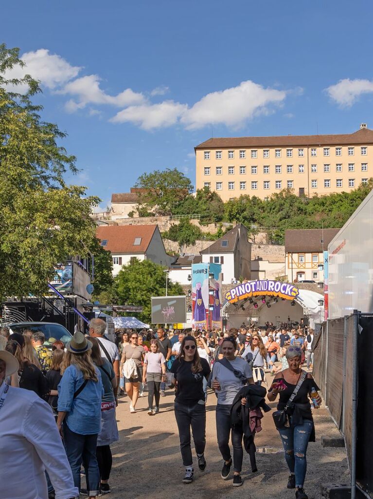 Tag 4 bei Pinot and Rock in Breisach mit den Headlinern Sarah Connor und Nico Santos.