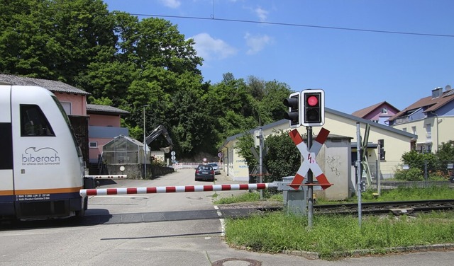 Die Dauer des Akustiksignals des Bahn...0 bis 90 Sekunden. Das strt Anwohner.  | Foto: Horst David