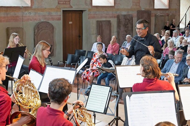 Abschied vom Dirigentenpult: Martin Ho...al &#8222;offiziell&#8220; im Einsatz.  | Foto: Volker Mnch