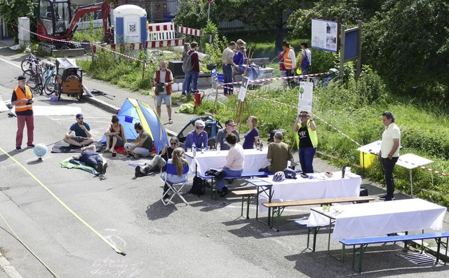 Aktionstag der BFB auf der Gartenstrae &#8211;  eben ohne Bume.  | Foto: Sebastian Kurtenacker