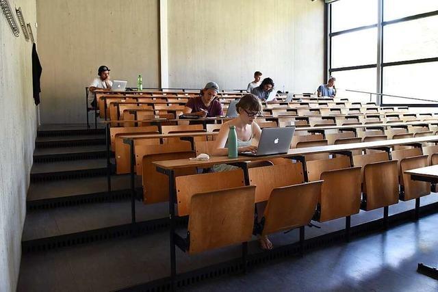 Neue digitale Studiengnge gegen Fachkrftemangel