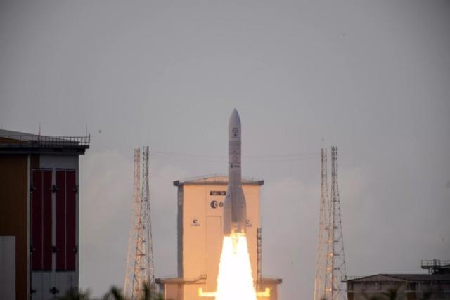 "Europa ist zurck": Ariane 6 fliegt erfolgreich ins All