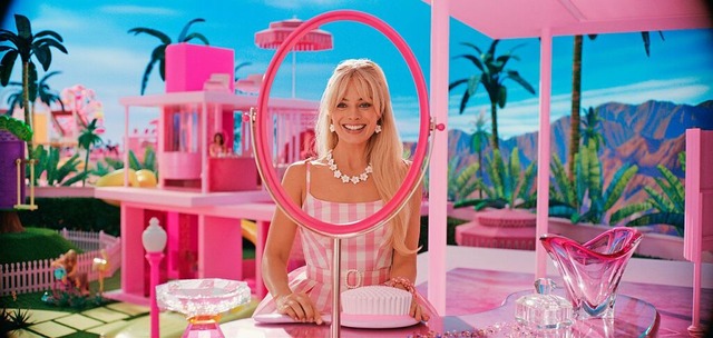 Barbie alias Margot Robbie kommt nach ... Leinwand im  Kultur- und Vereinshaus.  | Foto: IMAGO