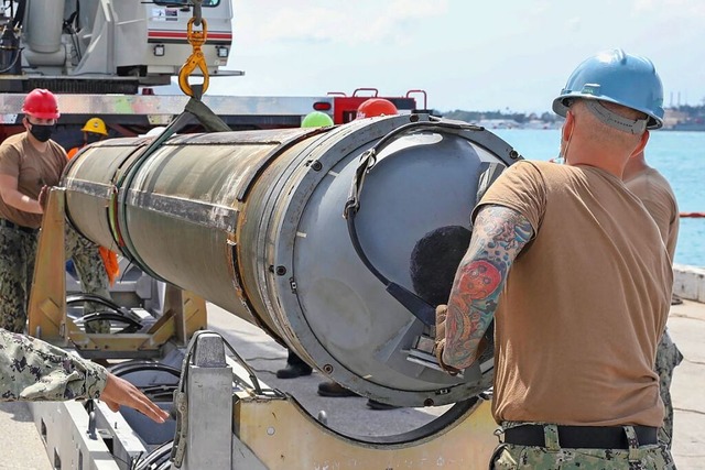 Die USA stationieren zur Abschreckung weitreichende Raketen in Deutschland.  | Foto: Petty Off 2. Cl Zachary Grooman (dpa)