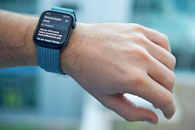 Basler Unispital kontrolliert Herzrhythmusstrungen via Smartwatch
