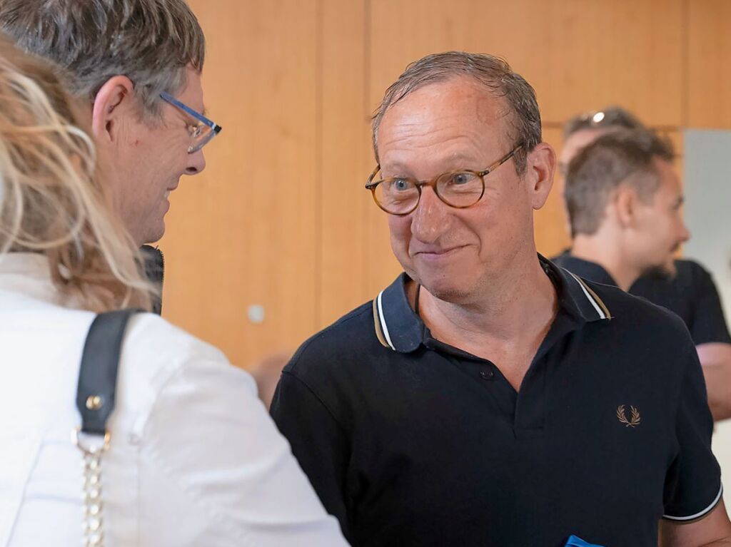 Der bekannte Schauspieler und Neuenburger Mike Maas kam zur Erffnung am Freitag ins Stadthaus.