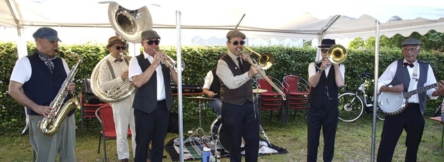 Die  Dixieland-Band Geifersepp begeist...en beim Fest in der Homburg-Siedlung.   | Foto: Paul Schleer