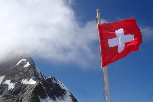 Geld anlegen in der Schweiz: Lohnt sich das eigentlich noch?