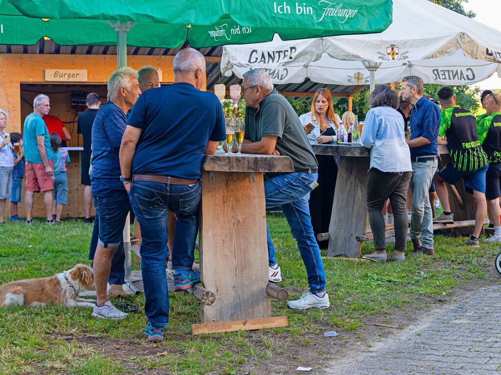 Rund um die Saalenberghalle in Slden wird gefeiert.