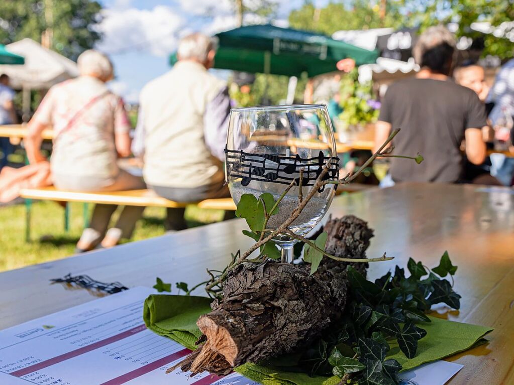 Rund um die Saalenberghalle in Slden wird gefeiert.