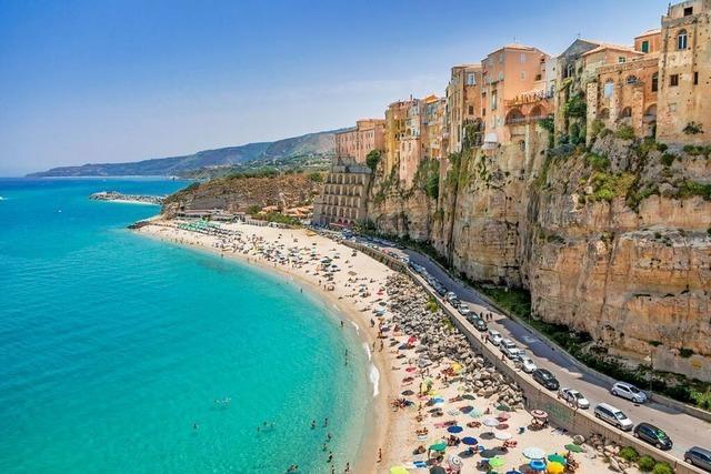 Eine Tte Sand aus dem Italien-Urlaub mitbringen? Das kann teuer werden