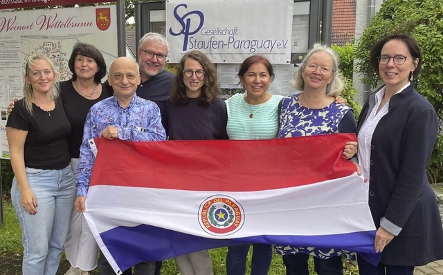 Das Vorstandsteam des Vereins Staufen-... Staufen&#8220; im Herbst in Paraguay.  | Foto: Clemens Oberle