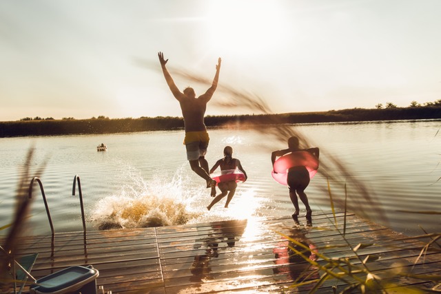 Alle Badeseen und Schwimmbder in Frei...Sie auf der BZ-Badekarte (Symbolbild).  | Foto: Zoran Zeremski / stock.adobe.com
