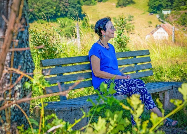 Fr Claudia Kist-Johansen ist die Bank ein Platz des Gedenkens.  | Foto: Paul Eischet