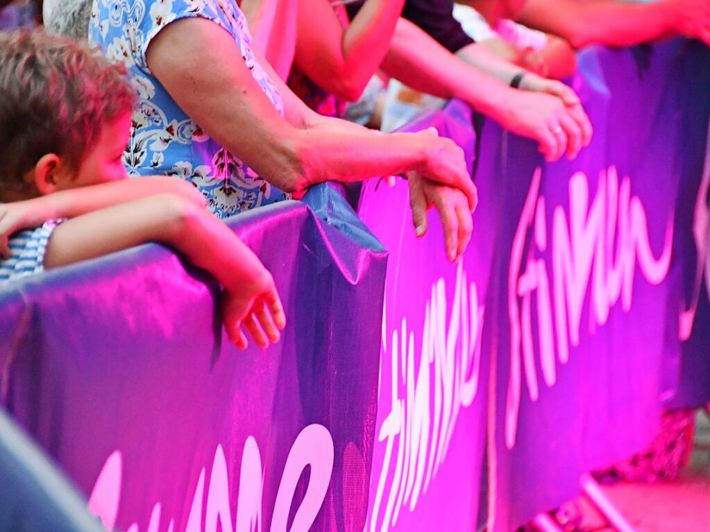 Natalia Doco und die Gruppe Ayom beim Stimmen-Festival im Lrracher Rosenfelspark