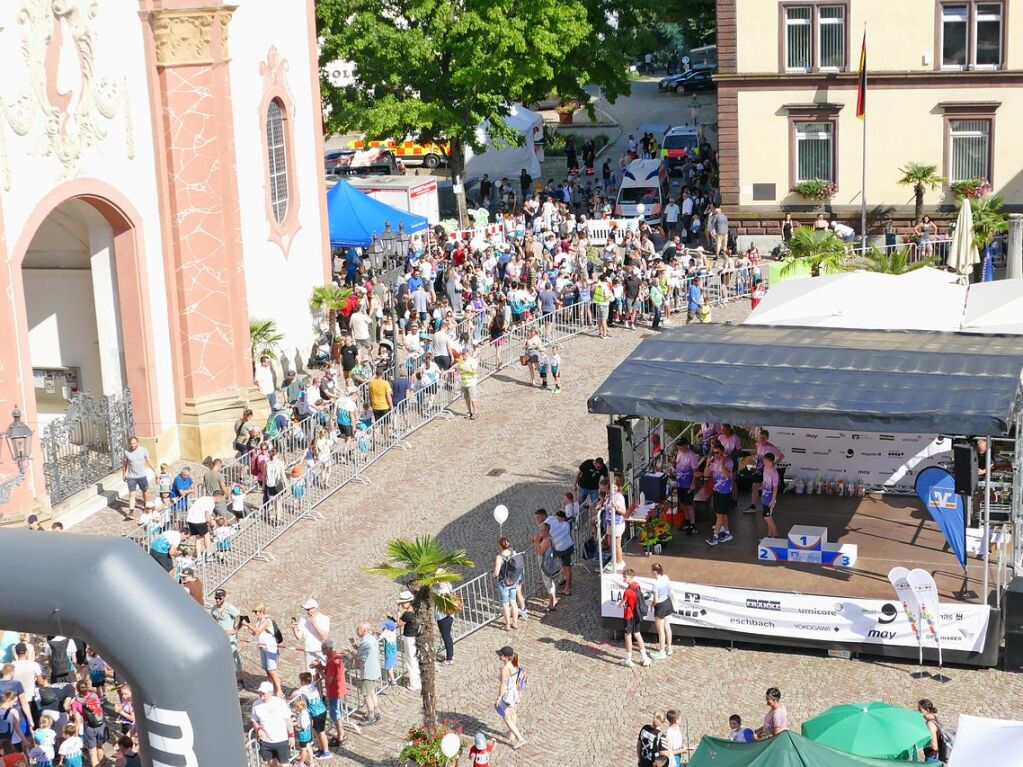 Blick von oben auf den Mnsterplatz.