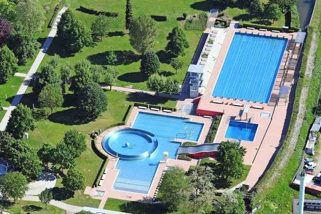 Was ist zwischen einem Neunj�hrigen und einer Security-Mitarbeiterin im L�rracher Freibad vorgefallen?