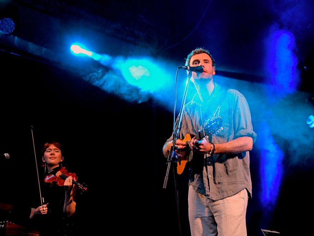 Gizmo Varillas und Blanco White beim Stimmenfestival im Lrracher Rosenfelspark