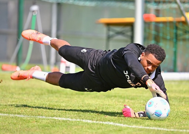 Noah Atubolu beim Training in Schruns  | Foto: Achim Keller