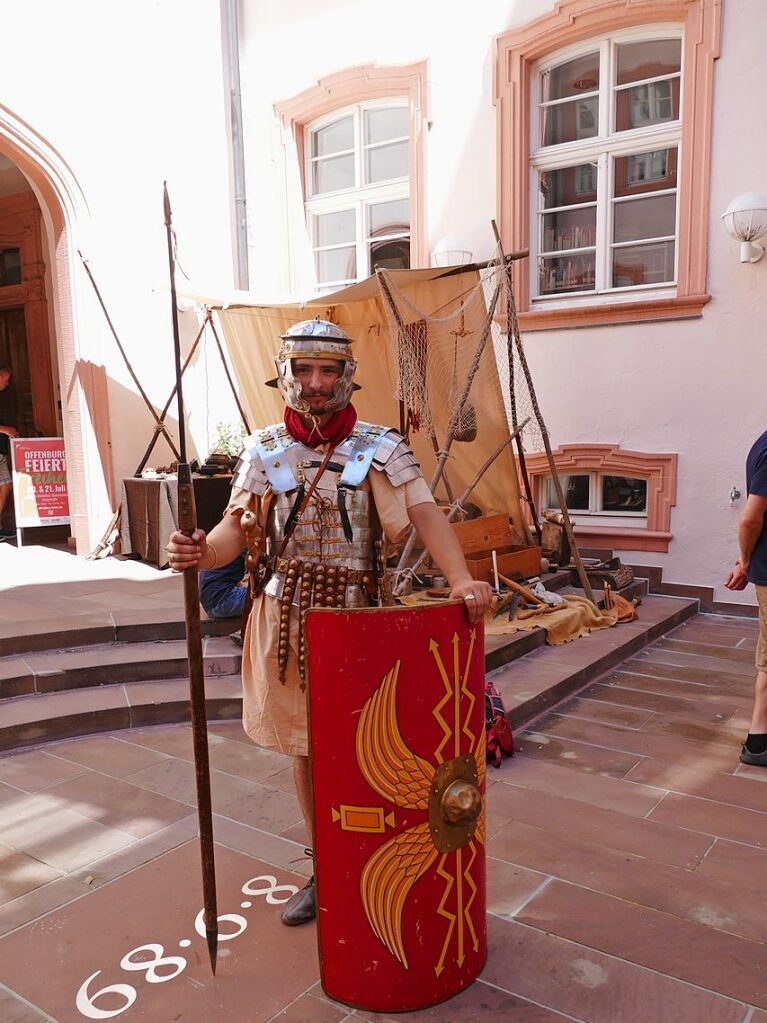 Rmischer Legionr im Musuemsinnenhof