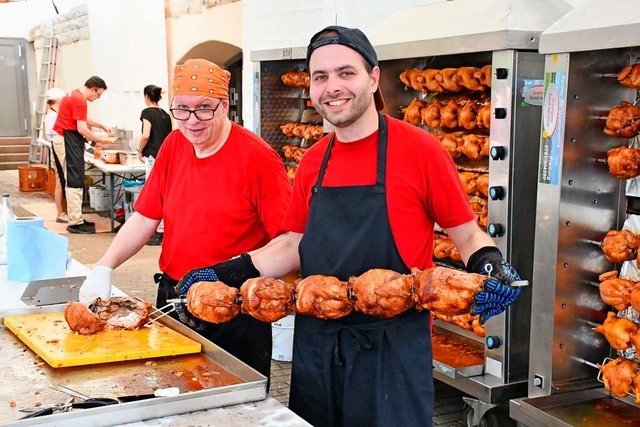 Gggelifest: In der Festkche gab es viel zu tun.  | Foto: Heinz und Monika Vollmar