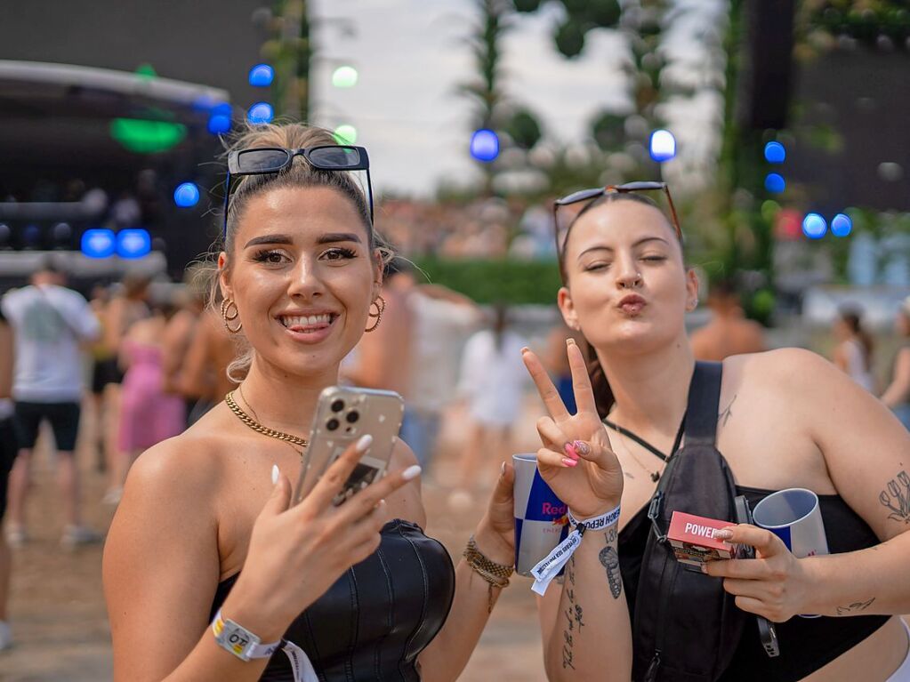 Drei Tage Tunisee, Tanzen, Techno: Die Sea You hat den Freiburger Norden wieder glitzern und schwitzen lassen.