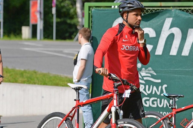 Daniel-Kofi Kyereh ist viel mit Rad unterwegs.  | Foto: Achim Keller