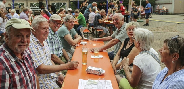 Heie Temperaturen mussten die Besuche...halten, ihren Spa hatten sie dennoch.  | Foto: Sandra Decoux