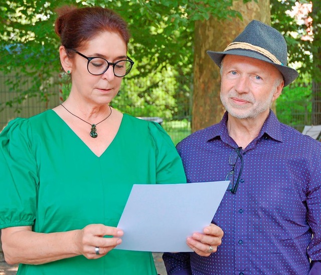 Rektor Klaus Schmidt wurde von Gabriele Weinrich verabschiedet.  | Foto: Wolfgang Beck