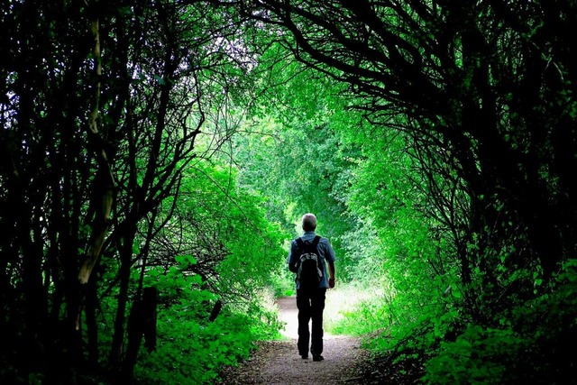 Beim Wandern knnen Menschen sich auf ... was sie trgt, sagt Heike Springhart.  | Foto: A3576 Maurizio Gambarini