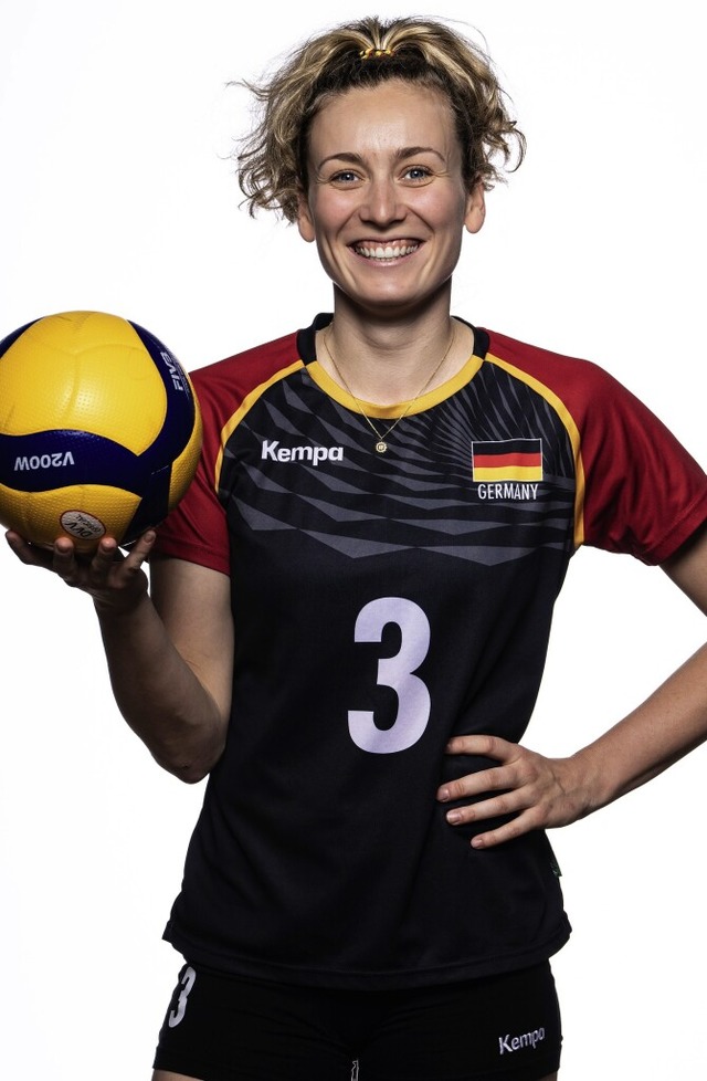 Annie Cesar behlt ihr sonniges Gemt,... die Spiele in Paris qualifiziert hat.  | Foto: IMAGO/Justus Stegemann